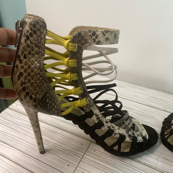 Steve Madden Sleik Sandals size 8 - Picture 6 of 13